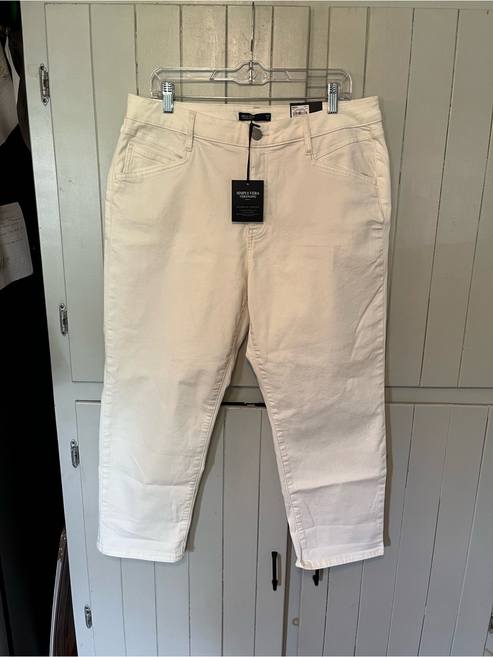 NWT Simply Vera Vera Wang Boyfriend Crop Mid Rise Jeans in Off-White Size 14